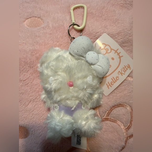 Hello Kitty Other - 🆕 Sanrio Hello Kitty Fluffy White Plush Keychain